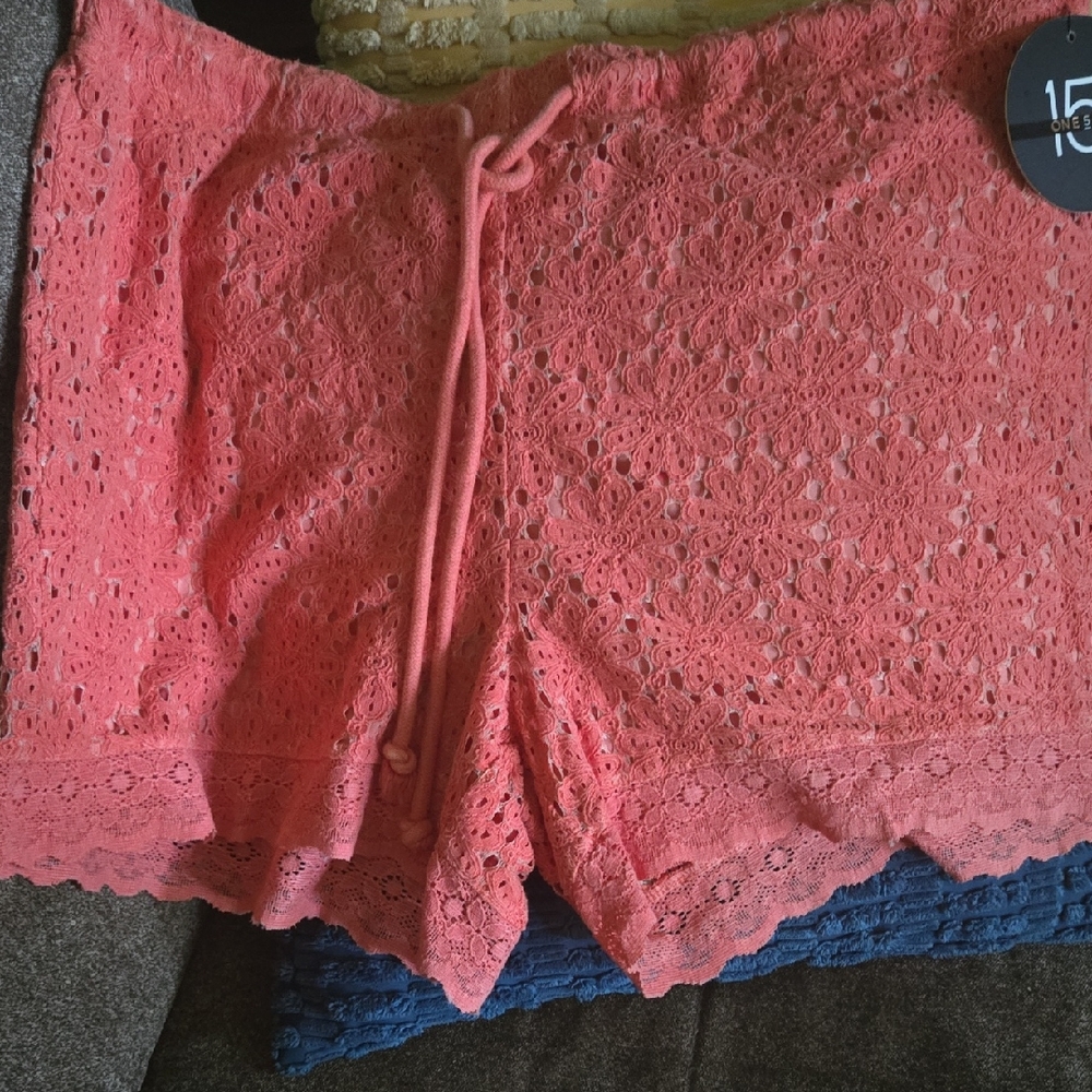 One5One Coral Lace Shorts